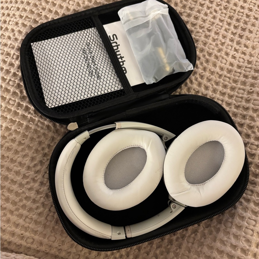 White Over-Ear Headphones with Case